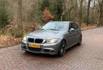 BMW 3-Serie 2.0 I 318 105KW 2010 Grijs - M pakket, Auto's, BMW, 65 €/maand, Achterwielaandrijving, Handgeschakeld, Particulier