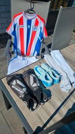 Udi 19 complete set Voetbal kleding Voetbalschoenen, Overige typen, Maat L, Ophalen of Verzenden, Zo goed als nieuw