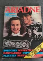 Ariadne maandblad voor handwerken, nr 8 augustus 1977, Ophalen of Verzenden, Zo goed als nieuw, Breien of Haken, Patroon of Boek