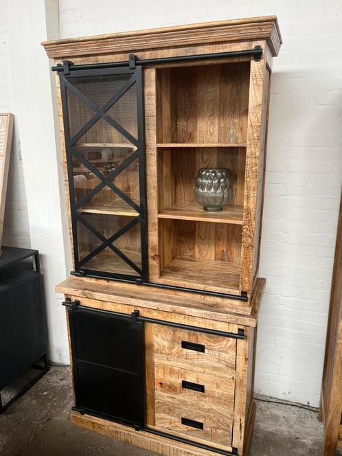 Magazijn leegverkoop buffetkast Lotte mangohout metaal zwart, Huis en Inrichting, Woonaccessoires | Overige, Nieuw, Ophalen of Verzenden