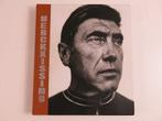 Boek Eddy Merckx Merckxissimo Kanibaal 2009, Boeken, Ophalen of Verzenden, Gelezen, Balsport