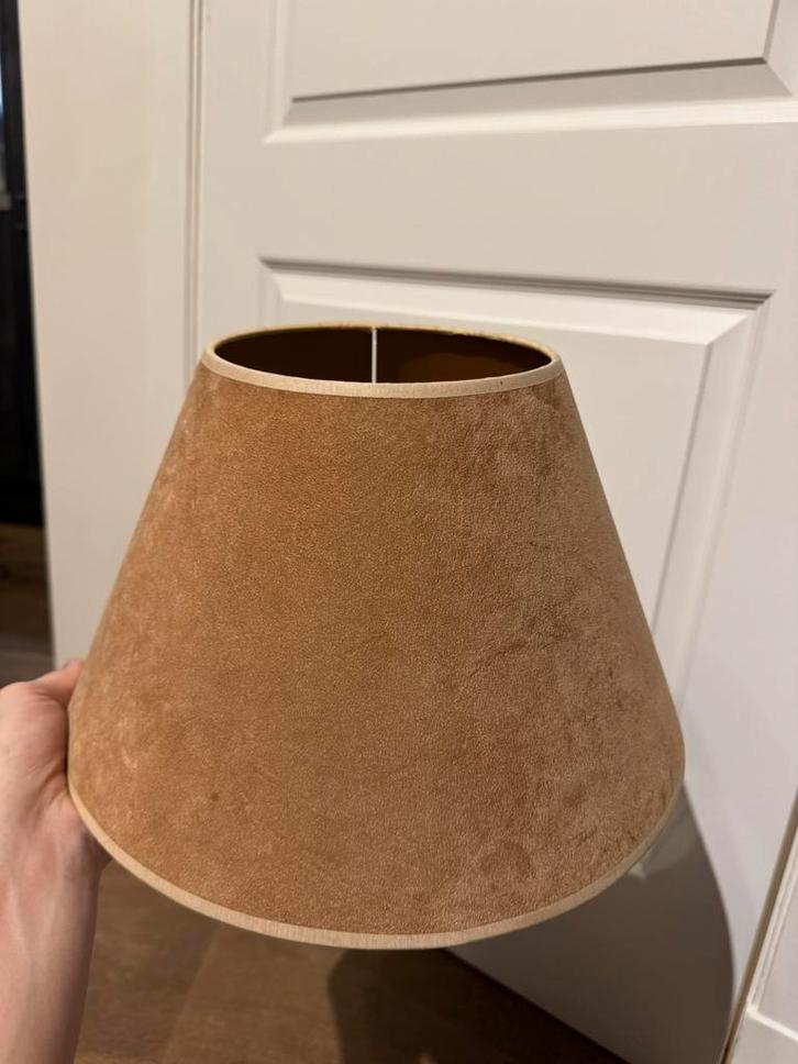 Stijlvolle lampenkap, Huis en Inrichting, Lampen | Lampenkappen, Nieuw, Minder dan 25 cm, Ovaal, Beige, Ophalen