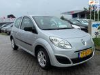 Renault Twingo 1.2 Acces Airco Nieuwe APK!, Voorwielaandrijving, Twingo, Gebruikt, 4 cilinders
