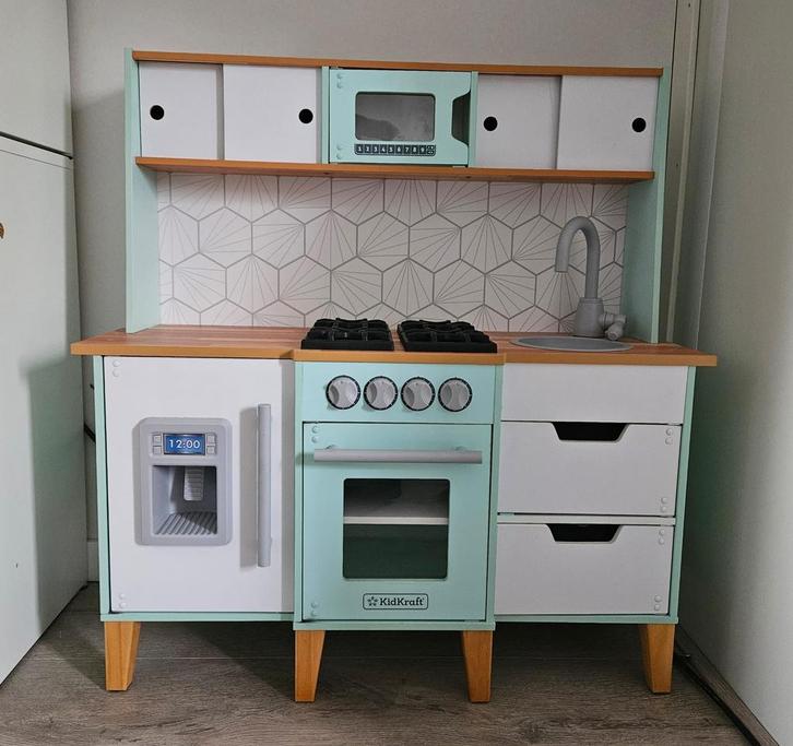 Kidkraft keuken inclusief accessoires, Kinderen en Baby's, Speelgoed | Speelkeukens, Zo goed als nieuw, Ophalen