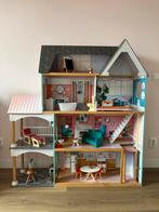 Kidskraft poppenhuis met lift en buitenplek, Ophalen, Gebruikt, Poppenhuis