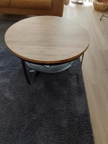 SALONTAFEL MANGO HOUT MET STAAL NIEUW beschikbaar voor biedingen