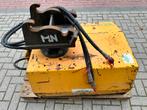Matt Nielen klepelbak, Zakelijke goederen, Machines en Bouw | Kranen en Graafmachines, ., ., Graafmachine, Ophalen