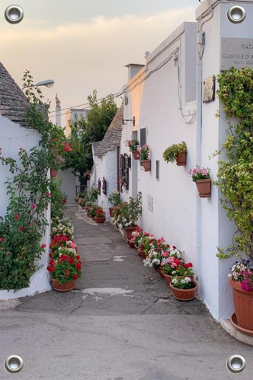 Tuinverruimer-Tuinposter - Spaans Straatje 100x150 cm (bxh), Tuin en Terras, Tuinwanddecoratie, Nieuw, Verzenden