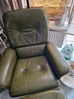 Zweeds leren vintage fauteuil met poef, Verzamelen, Ophalen of Verzenden, Huis en Inrichting