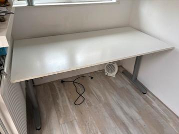 bureau BEKANT IKEA zgan wit 160x80 - afbeelding 1