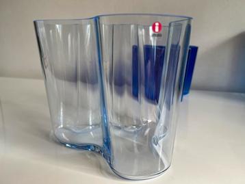 Iittala Alvar Aalto Savoy Vaas Aquablue 160mm Nieuwstaat beschikbaar voor biedingen