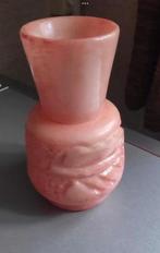 Roze marmeren rozen Vaas met Gesneden Details, Ophalen, Gebruikt, Steen, Minder dan 50 cm