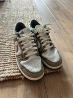 Nike Dunk Low Medium Olive - Maat 44.5, Kleding | Heren, Schoenen, Ophalen of Verzenden, Zo goed als nieuw, Overige kleuren, Sneakers of Gympen