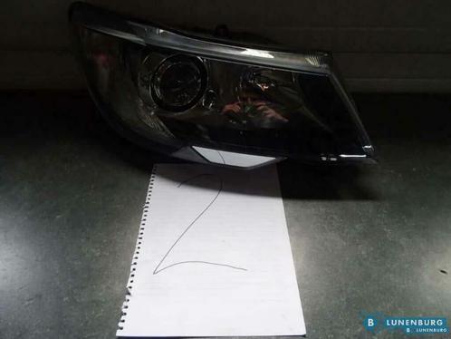 Rechter koplamp Skoda Superb Combi 2015, Auto-onderdelen, Verlichting, Skoda, Gebruikt, Ophalen of Verzenden