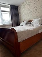Notenhouten bed 180x200 + nachtkastjes, Huis en Inrichting, Slaapkamer | Bedden, Ophalen, Bruin, Tweepersoons, 180 cm