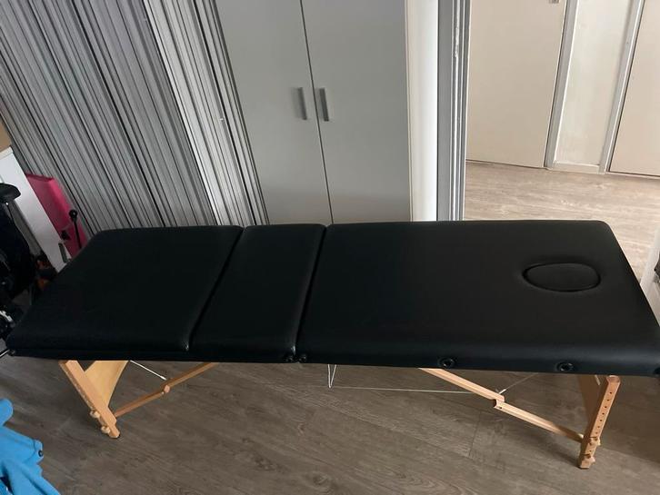 Inklapbare Massagetafel - Gemakkelijk mee te nemen!, Huis en Inrichting, Stoelen, Zo goed als nieuw, Eén, Hout, Zwart, Ophalen
