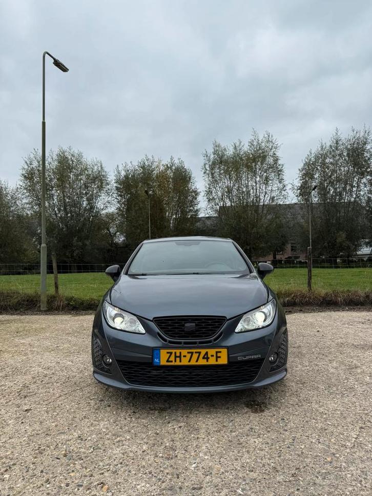 Seat Ibiza 1.4 TSI Cupra 3DR AUT 2010 Grijs, Auto's, Seat, Particulier, Ibiza, Airbags, Airconditioning, Alarm, Centrale vergrendeling