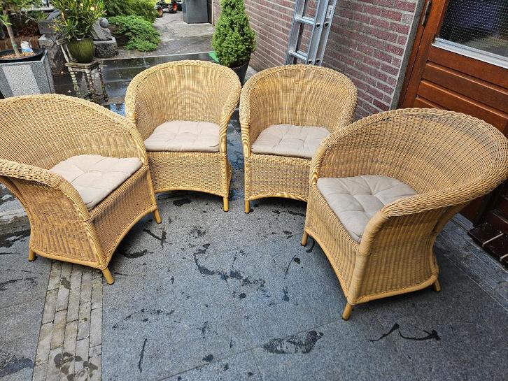 4 rieten tuinstoelen, Tuin en Terras, Tuinstoelen, Zo goed als nieuw, Kunststof, Ophalen