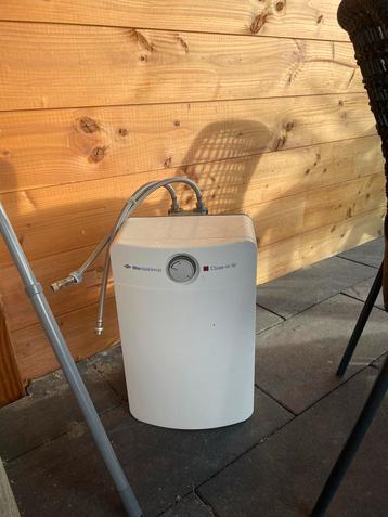 10 Liter Boiler met Kraan beschikbaar voor biedingen