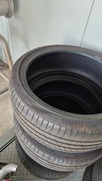 Pirelli Scorpion 235/40 R20 - Set van 4, Auto-onderdelen, Banden en Velgen, Gebruikt, Ophalen of Verzenden, 235 mm, Band(en)