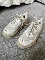 Balenciaga Triple S Shoes ‘Crystal’ EU35, Balenciaga, Verzenden, Beige, Sneakers of Gympen