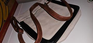 tas met drie kleuren voor maar € 1,00 beschikbaar voor biedingen