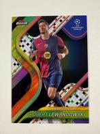 19 Robert Lewandowski /10 Black TOPPS Finest 2024-25, Ophalen of Verzenden, Nieuw, Buitenlandse clubs, Poster, Plaatje of Sticker