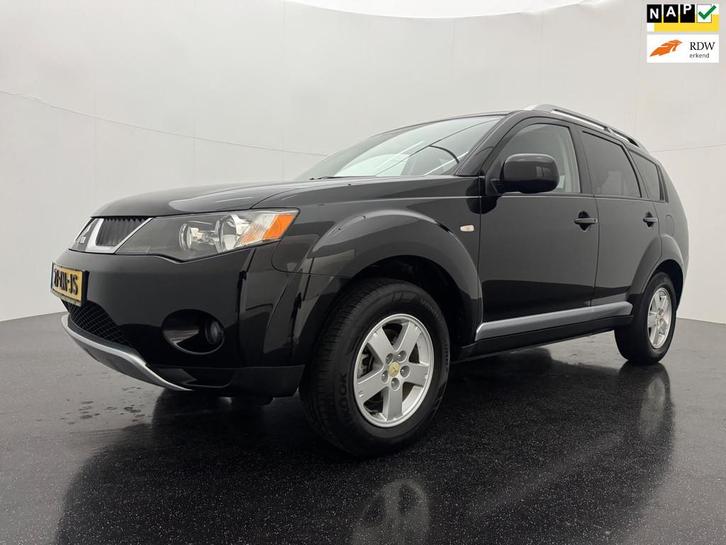 Mitsubishi Outlander 2.4 Intro Edition 2WD Trekhaak/Airco, Auto's, Mitsubishi, Bedrijf, Te koop, Outlander, ABS, Airbags, Airconditioning