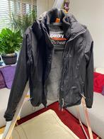 Superdry  heren winterjas maat M, Maat 52/54 (L), Zwart, Ophalen of Verzenden, Gedragen