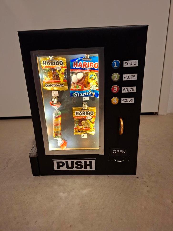 Sinterklaas surprise snoepautomaat met licht, Diversen, Sinterklaas, Nieuw, Ophalen of Verzenden