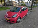 Toyota Aygo 1.0 12V / Airco, nieuwe 4sz.banden, Voorwielaandrijving, Zwart, Centrale vergrendeling, 4 stoelen