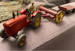 Dinky Toy Massey Harris 300 Tractor met toebehoren, Ophalen of Verzenden, Gebruikt