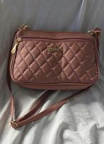 Roze Quilted Schoudertas/Crossbody met Rits - Compact, Ophalen of Verzenden, Nieuw, Roze, Schoudertasje