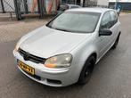 Volkswagen Golf V 1.6 16V FSI 85KW 5D 2004 INRUILKOOPJE APK!, Voorwielaandrijving, 4 cilinders, 620 kg, Origineel Nederlands