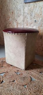 Voetenbankje, poef, vintage bijzettafeltje, skai rond poefje, Overige materialen, Minder dan 50 cm, Gebruikt, Vintage