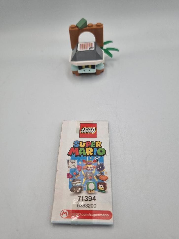 Lego Mario 71394 Mario Character serie 3 Char03-9Bony Beetle, Kinderen en Baby's, Speelgoed | Duplo en Lego, Zo goed als nieuw