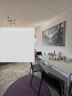 Eettafels met 4 stoelen, Huis en Inrichting, Stoelen, Kunststof, Ophalen of Verzenden, Zo goed als nieuw, Vier