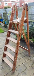 Oude houten schilders trap vintage, Doe-het-zelf en Verbouw, Ladders en Trappen, Gebruikt, Ophalen