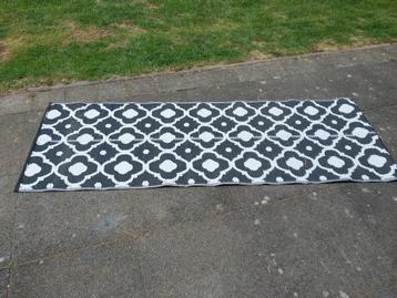 Buiten mat, wit zwart 70 x 200 cm beschikbaar voor biedingen