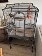 Zeer nette Montana Madeira 2 kooi, Dieren en Toebehoren, Vogels | Hokken en Kooien, Ophalen, Zo goed als nieuw, Metaal, Vogelkooi