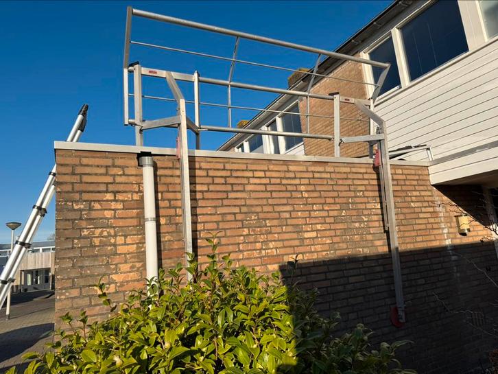 RSS dakrandbeveiliging, 3 meter, Roof Safety System, Doe-het-zelf en Verbouw, Steigers, Gebruikt, Overige typen, 5 meter of hoger