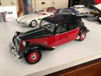 Citroën.  15 cv.  6 cil.  1952.    Maisto !, Hobby en Vrije tijd, Modelauto's | 1:18, Verzenden, Zo goed als nieuw, Maisto