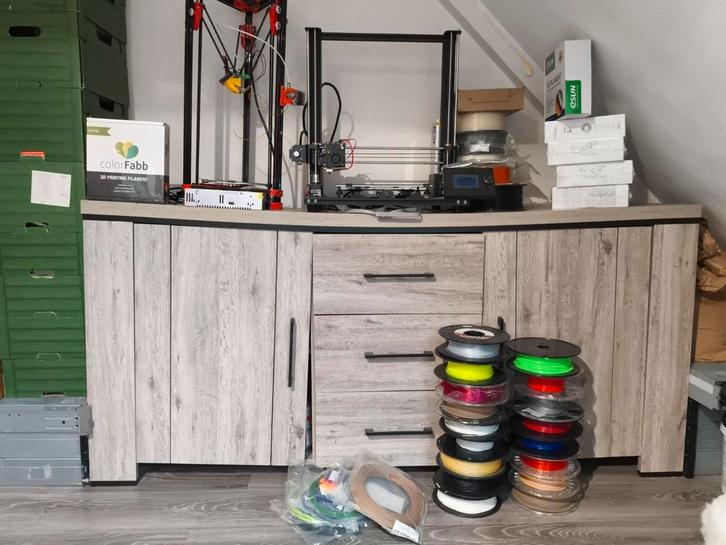 Twee 3D-printers met voldoende filament voor hen, Computers en Software, 3D Printers, Gebruikt, Ingebouwde Wi-Fi, Ophalen