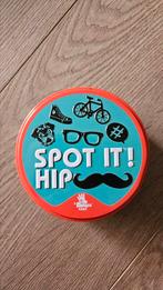 Spot It! / Dobble kaartspel in blik, Hobby en Vrije tijd, Gezelschapsspellen | Kaartspellen, Ophalen of Verzenden