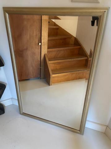 Spiegel hout/goud geslepen glas 100x68 beschikbaar voor biedingen