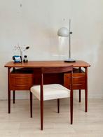 Vintage Deens bureau Tibergaard jaren 60, Ophalen, Zo goed als nieuw, Nvt, Bureau