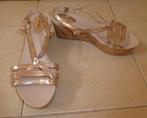 Clarks sandalen maat 41 sleehakken roségoud leer ZGAN, Verzenden, Sandalen of Muiltjes, Zo goed als nieuw, Clarks