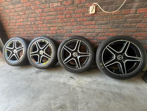 Originele Mercedes 18 inch velgen met zomerbanden, Auto-onderdelen, Banden en Velgen, Zomerbanden, 18 inch, 225 mm, Ophalen of Verzenden