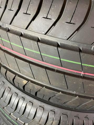 “205 45 17 Bridstone DEMO puntjes zitten er nog op” beschikbaar voor biedingen
