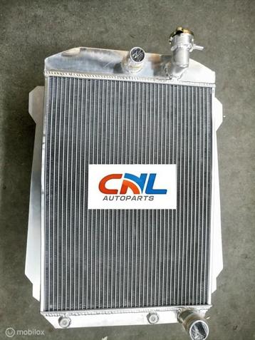 Radiateur CHEVY HOT/STREET ROD 350 V8 W/TRANNY COOLER AUTO beschikbaar voor biedingen